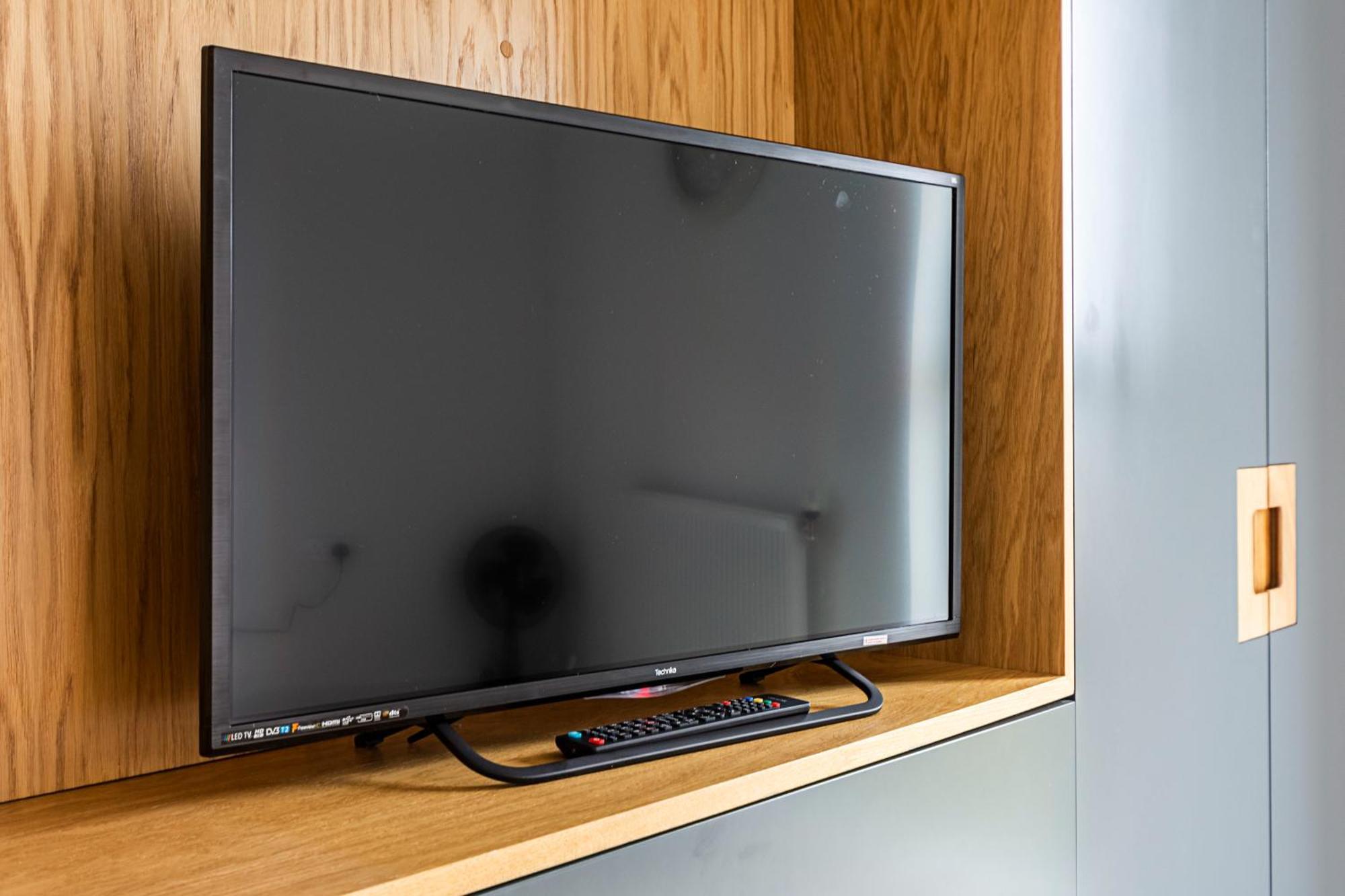 Chiswick Park 3 Bed 3 Bath West London - Parking Apartman Kültér fotó